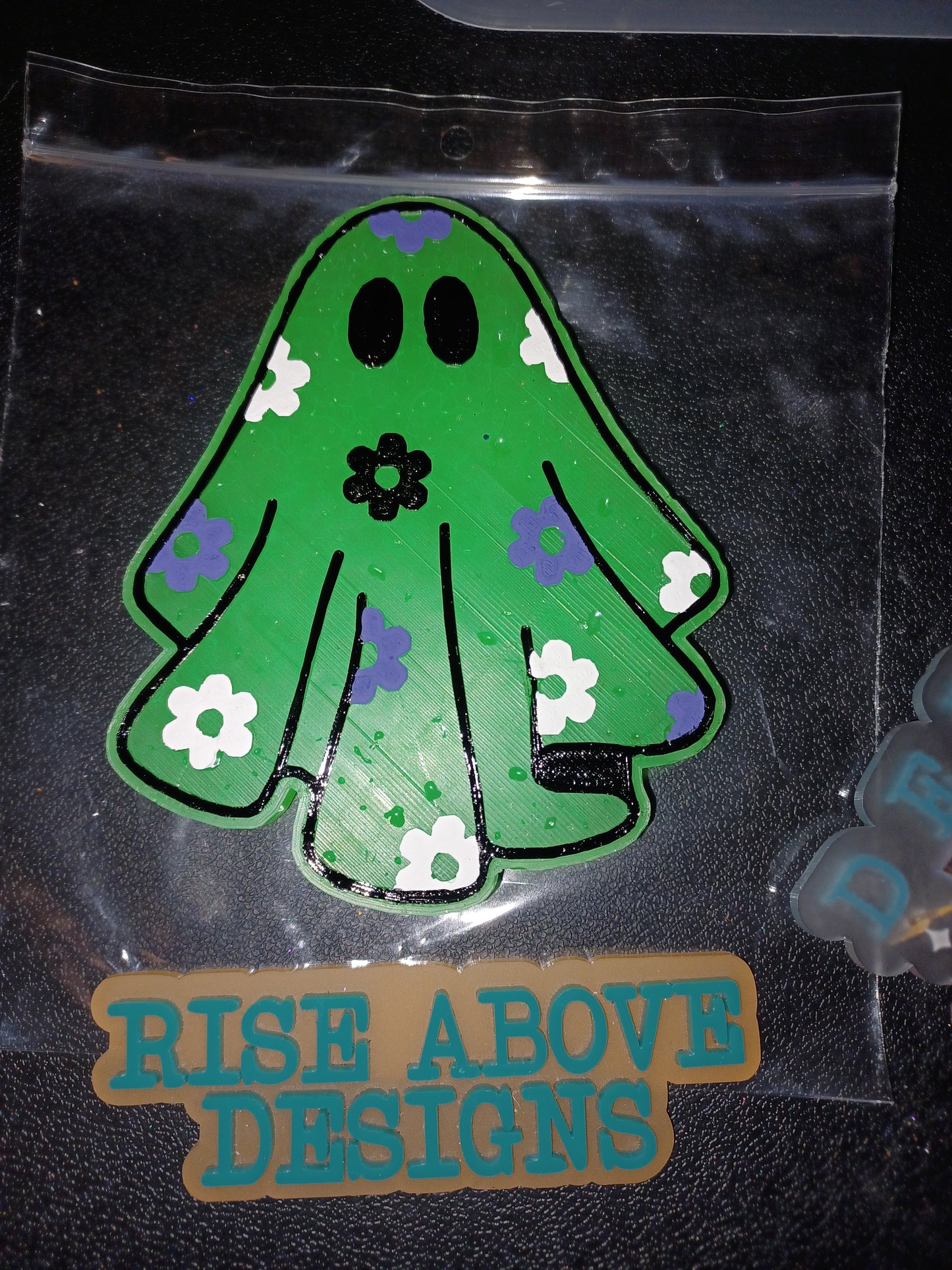 Floral Ghost Freshie